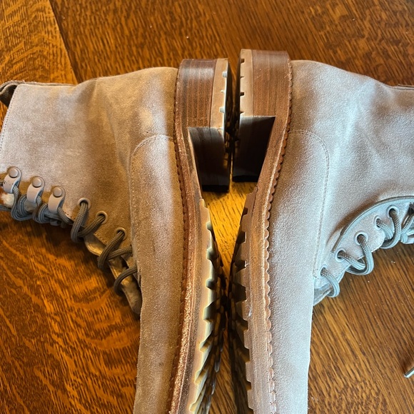 Vince Cabria taupe grey suede ankle boot size 8, box and bag included - Picture 8 of 13